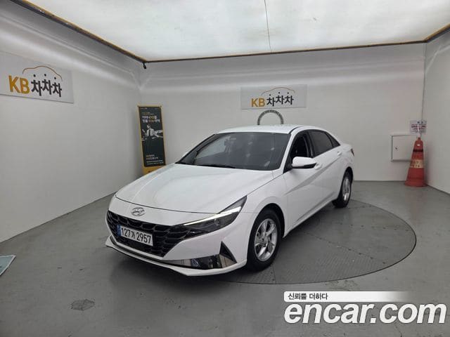 Hyundai Avante — фото 1