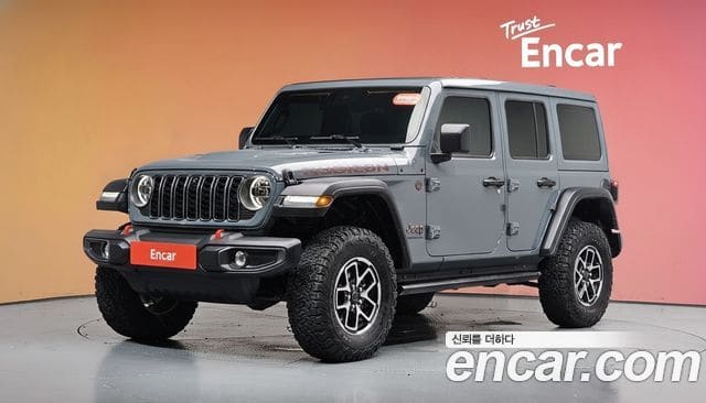 Jeep Wrangler — фото 1
