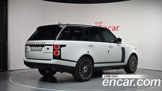 Land Rover Range Rover — фото 1