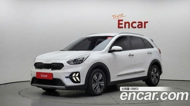Kia Niro — фото 1