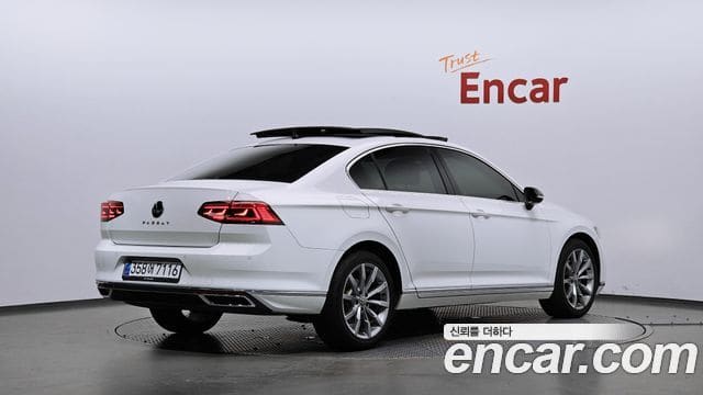 Volkswagen Passat GT — фото 1