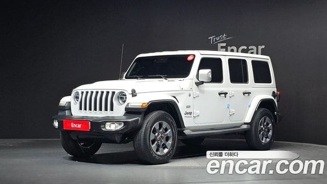 Jeep Wrangler — фото 1