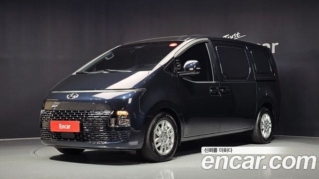Hyundai Staria — фото 1