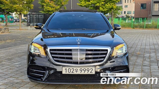 Mercedes-Benz S-Class — фото 1