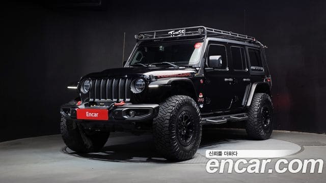 Jeep Wrangler — фото 1