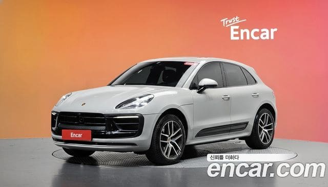 Porsche Macan — фото 1