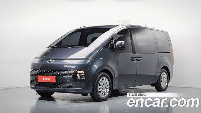 Hyundai Staria — фото 1