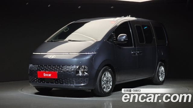 Hyundai Staria — фото 1