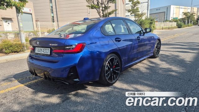 BMW 3 Series — фото 1