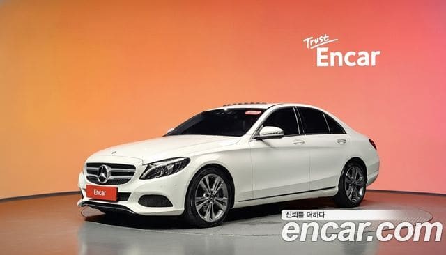 Mercedes-Benz C-Class — фото 1