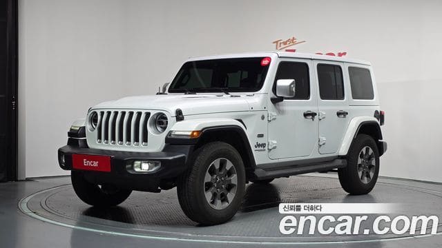 Jeep Wrangler — фото 1