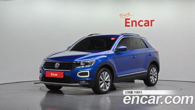 Volkswagen T-Roc — фото 1