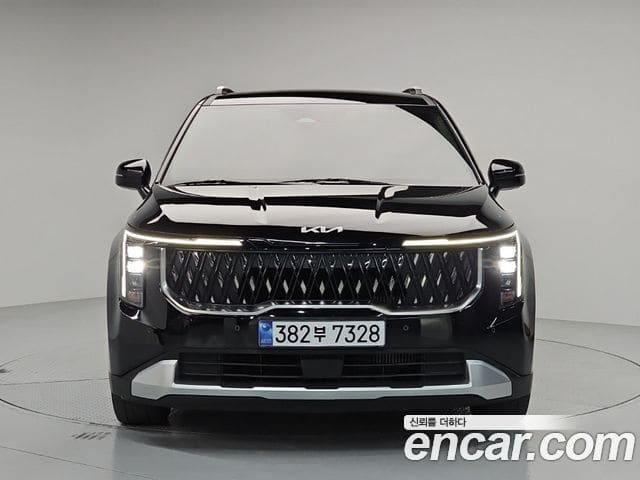 Kia Carnival — фото 1