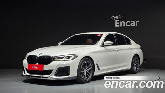 BMW 5 Series — фото 1