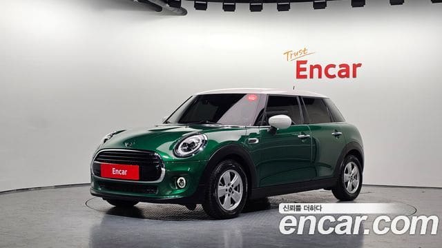 Mini Cooper — фото 1