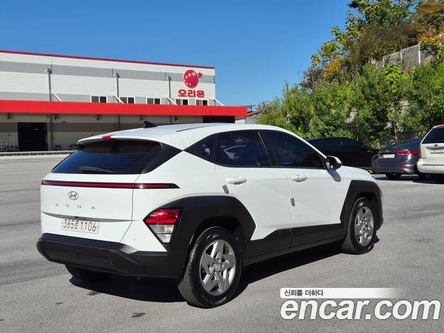 Hyundai Kona — фото 1