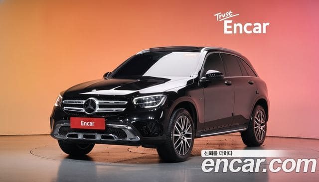 Mercedes-Benz GLC-Class — фото 1