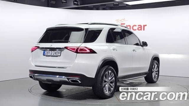 Mercedes-Benz GLE-Class — фото 1