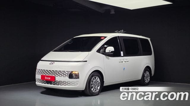 Hyundai Staria — фото 1