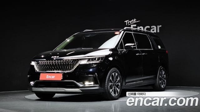 Kia Carnival — фото 1