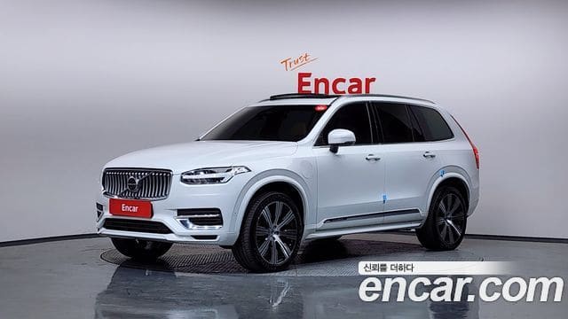 Volvo XC90 — фото 1