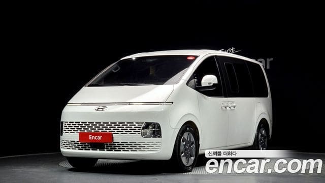 Hyundai Staria — фото 1