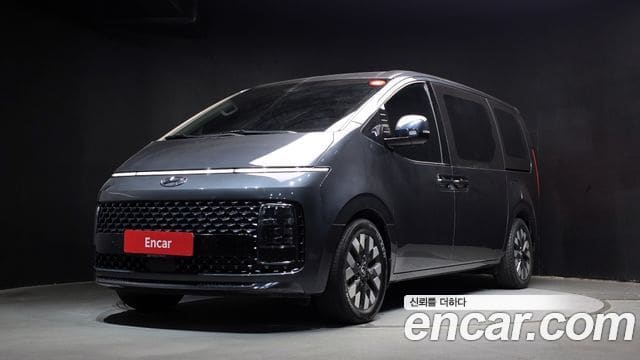 Hyundai Staria — фото 1
