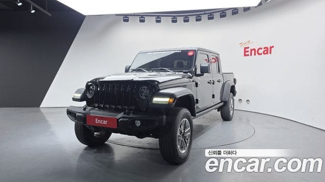 Jeep Gladiator — фото 1