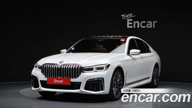 BMW 7 Series — фото 1