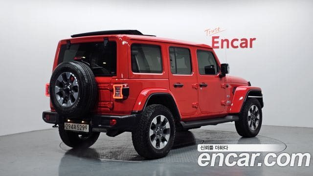 Jeep Wrangler — фото 1