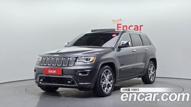 Jeep Grand Cherokee — фото 1