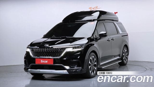 Kia Carnival — фото 1