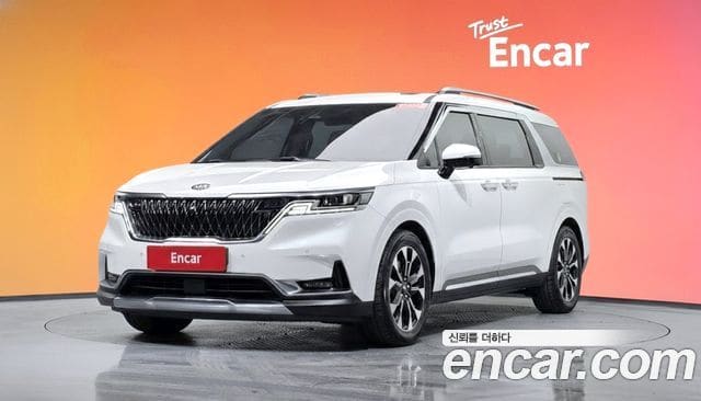 Kia Carnival — фото 1