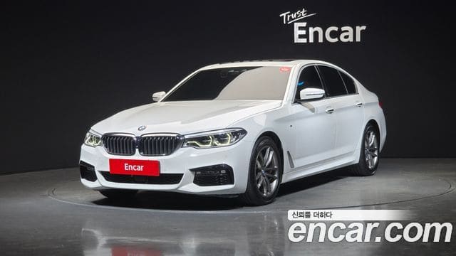 BMW 5 Series — фото 1