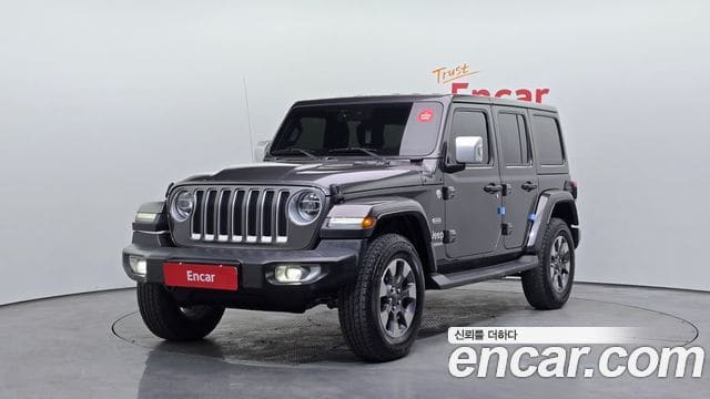 Jeep Wrangler — фото 1