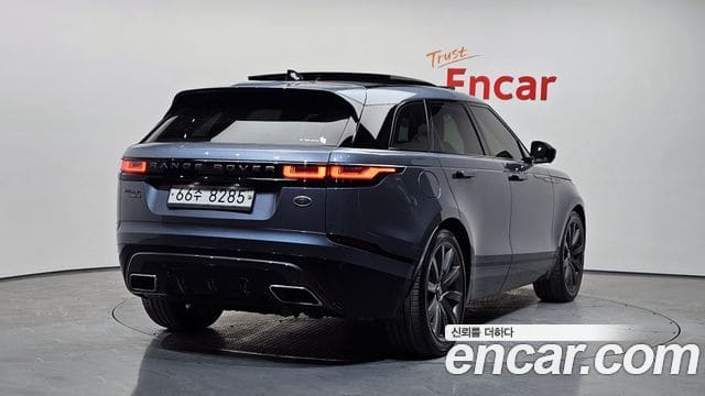 Land Rover Range Rover Velar — фото 1
