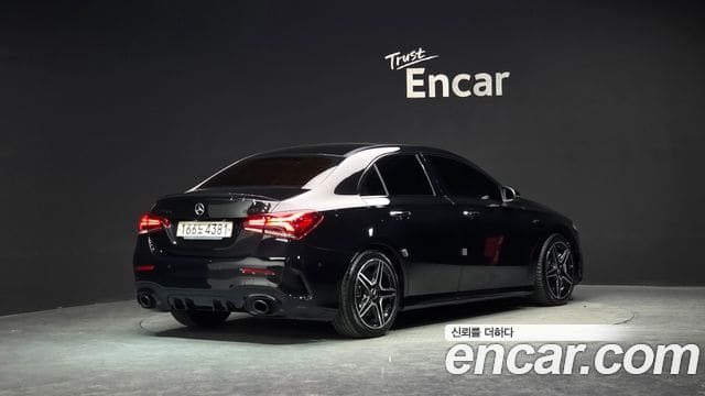 Mercedes-Benz A-Class — фото 1