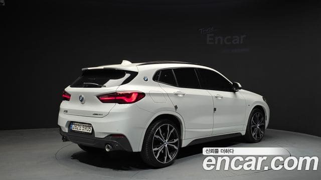 BMW X2 — фото 1
