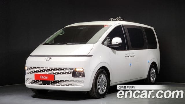Hyundai Staria — фото 1