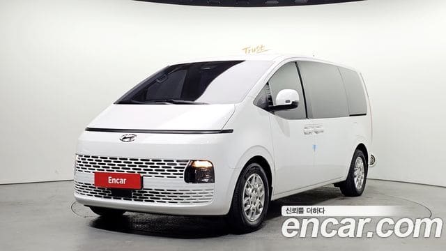 Hyundai Staria — фото 1