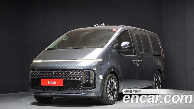 Hyundai Staria — фото 1