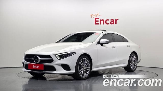 Mercedes-Benz CLS-Class — фото 1