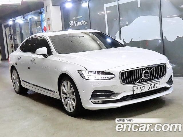 Volvo S90 — фото 1