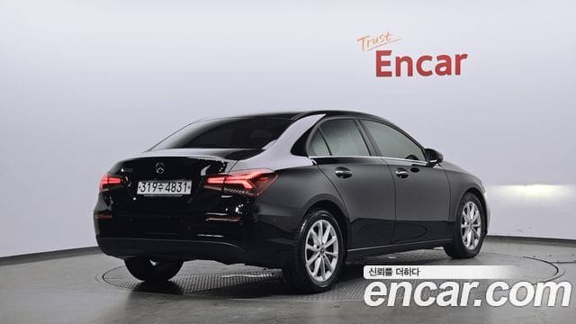 Mercedes-Benz A-Class — фото 1