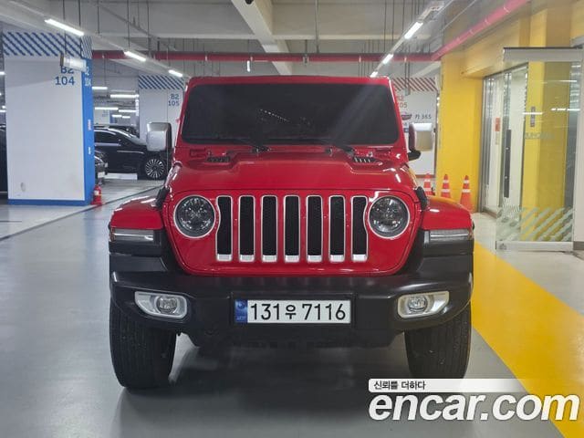 Jeep Wrangler — фото 1