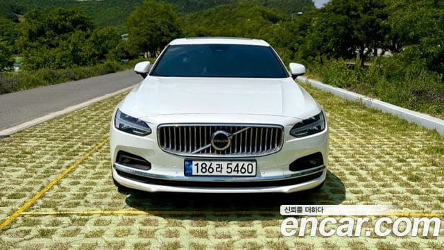 Volvo S90 — фото 1