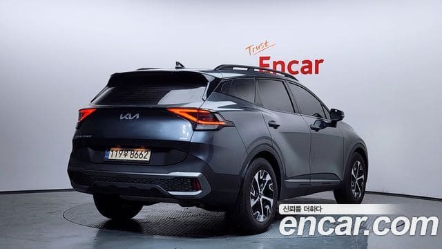 Kia Sportage — фото 1