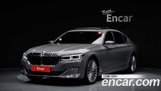 BMW 7 Series — фото 1
