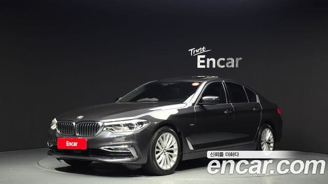 BMW 5 Series — фото 1