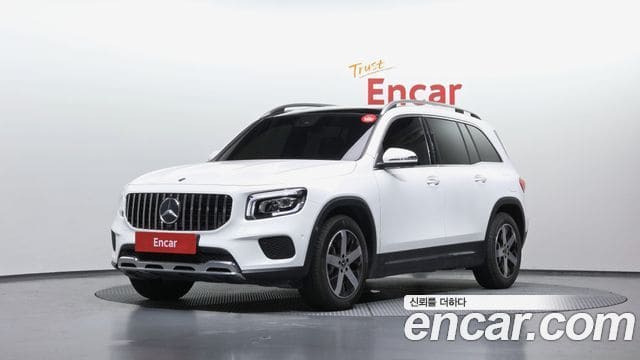 Mercedes-Benz GLB-Class — фото 1